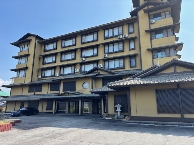 伊豆長岡の和風旅館を海外投資家の「プライベート迎賓館」へ。優美な池泉庭園が引き出す再生ポテンシャル